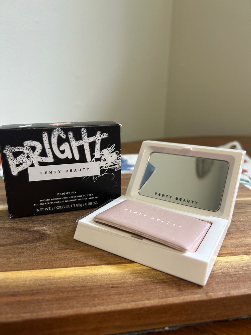 Fenty Beauty Bright Fix Powder - NEW Sealed
